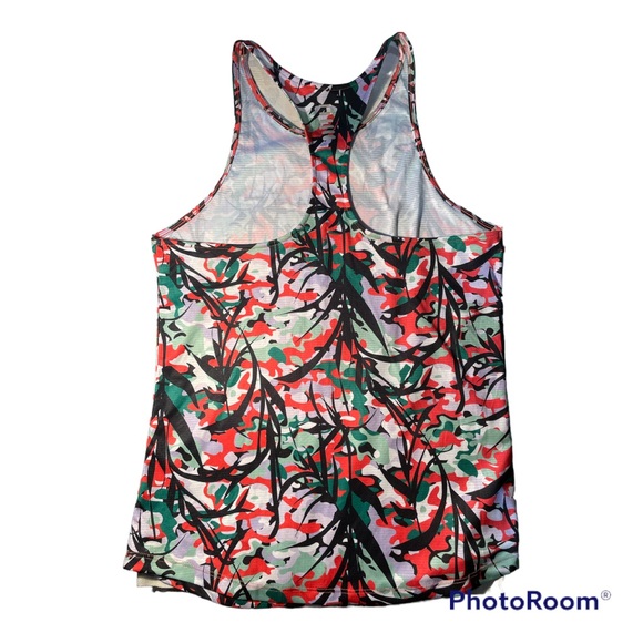 Under Armour Tanks (XS) - Picture 5 of 6